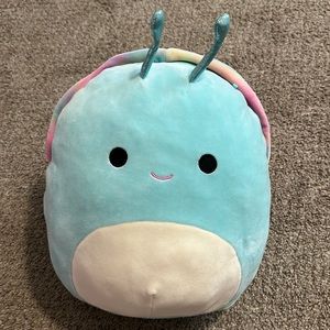 Snail squishmallow